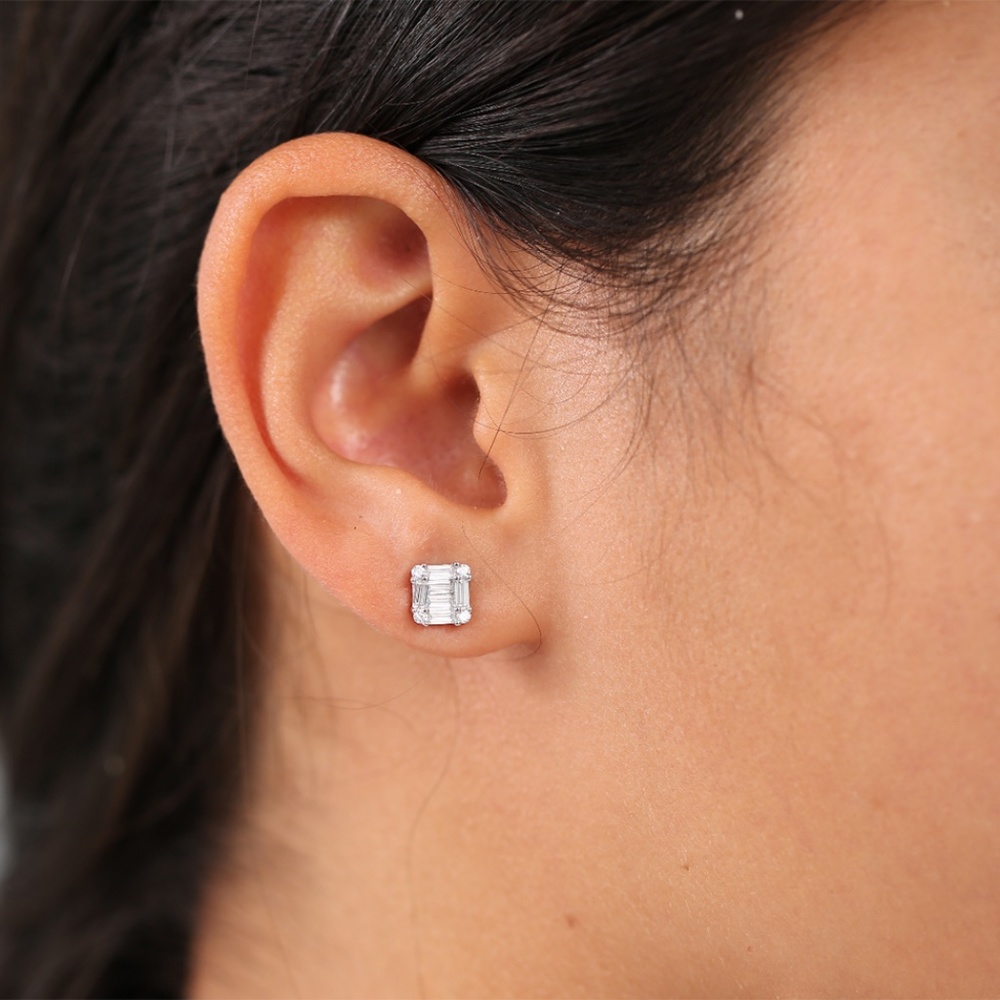 Joy Mini Square Stud Earrings